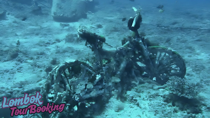 Gili Meno, Bounty Wreck