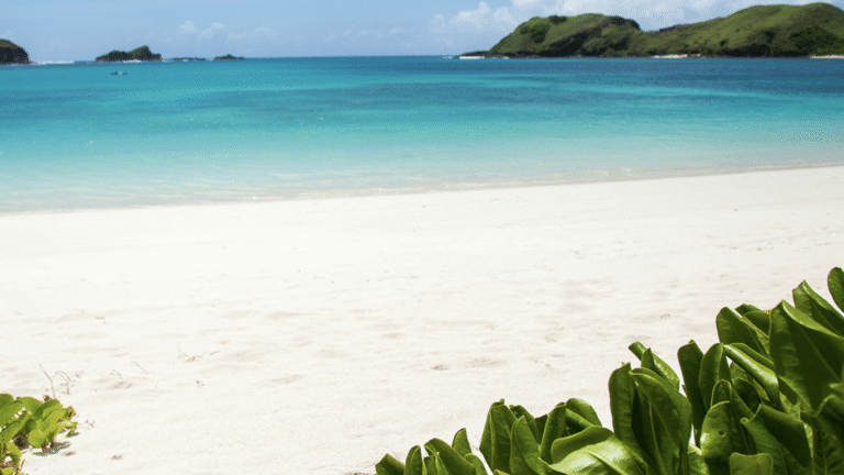 Pantai Tanjung Aan, Lombok