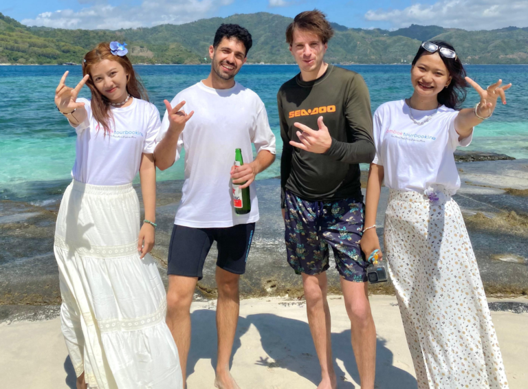 Paket Wisata Lombok 2026: Layanan Pemandu Lokal Perempuan, Alasan Mengapa Sentuhan Dedare Sasak Lebih Unggul dan Detail dari Guide Pria!, Paket Wisata Lombok 2026: Layanan Pemandu Lokal Perempuan liburan seru dan terpercaya, banner utama paket tour lombok 2026, paket liburan seru lombok 2026 land trip, tim profesional lombok tour booking wisata 2026, layanan tour lombok terbaik dan terpercaya, paket tour darat lombok 2026 seru, destinasi wisata lombok seru dan aman, travel lombok terpercaya paket 2026, solusi liburan seru di lombok tahun 2026.