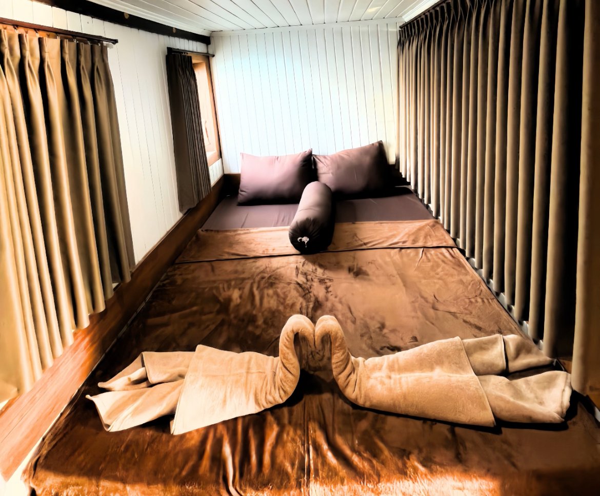 Deluxe Cabin Sea View