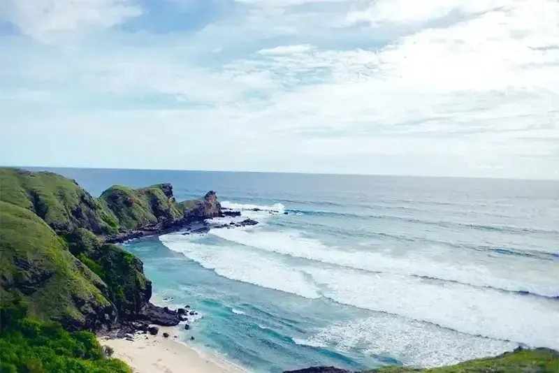 Paket Tour Lombok 4 Hari 3 Malam Paling Recommended 144 View Pantai Bukit Merese